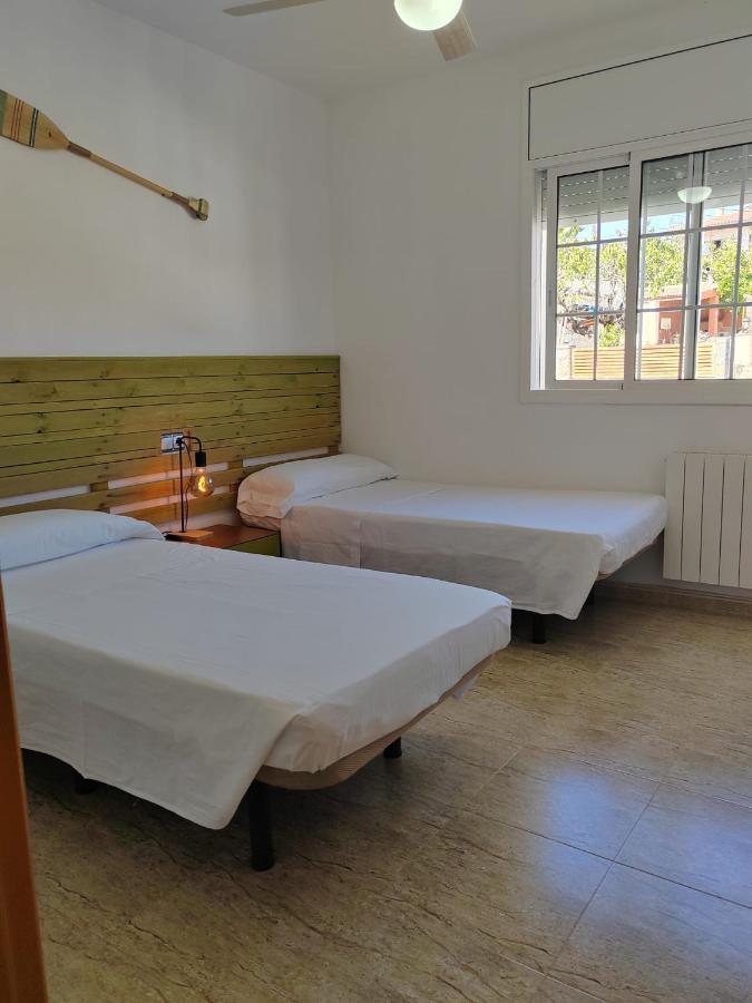 Villa Genis Калафел Екстериор снимка