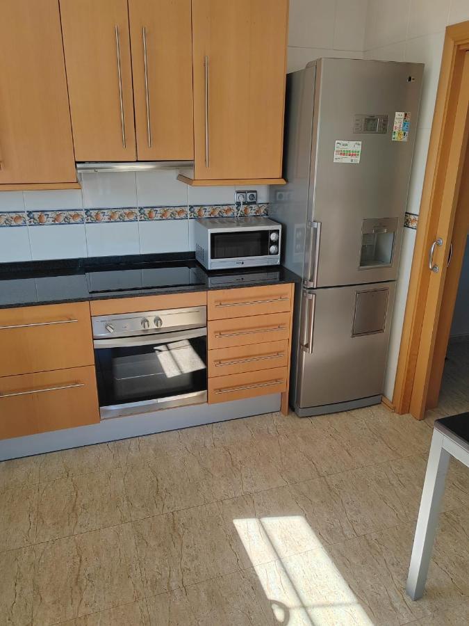 Villa Genis Калафел Екстериор снимка