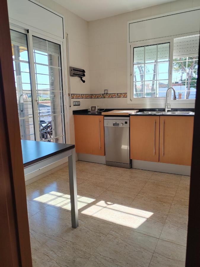 Villa Genis Калафел Екстериор снимка