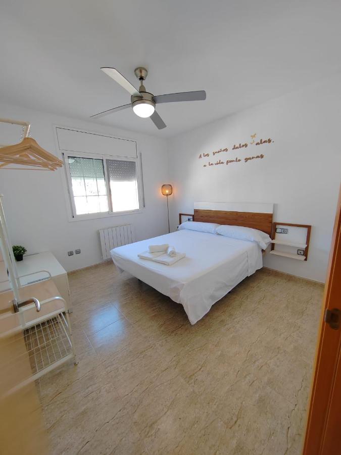 Villa Genis Калафел Екстериор снимка