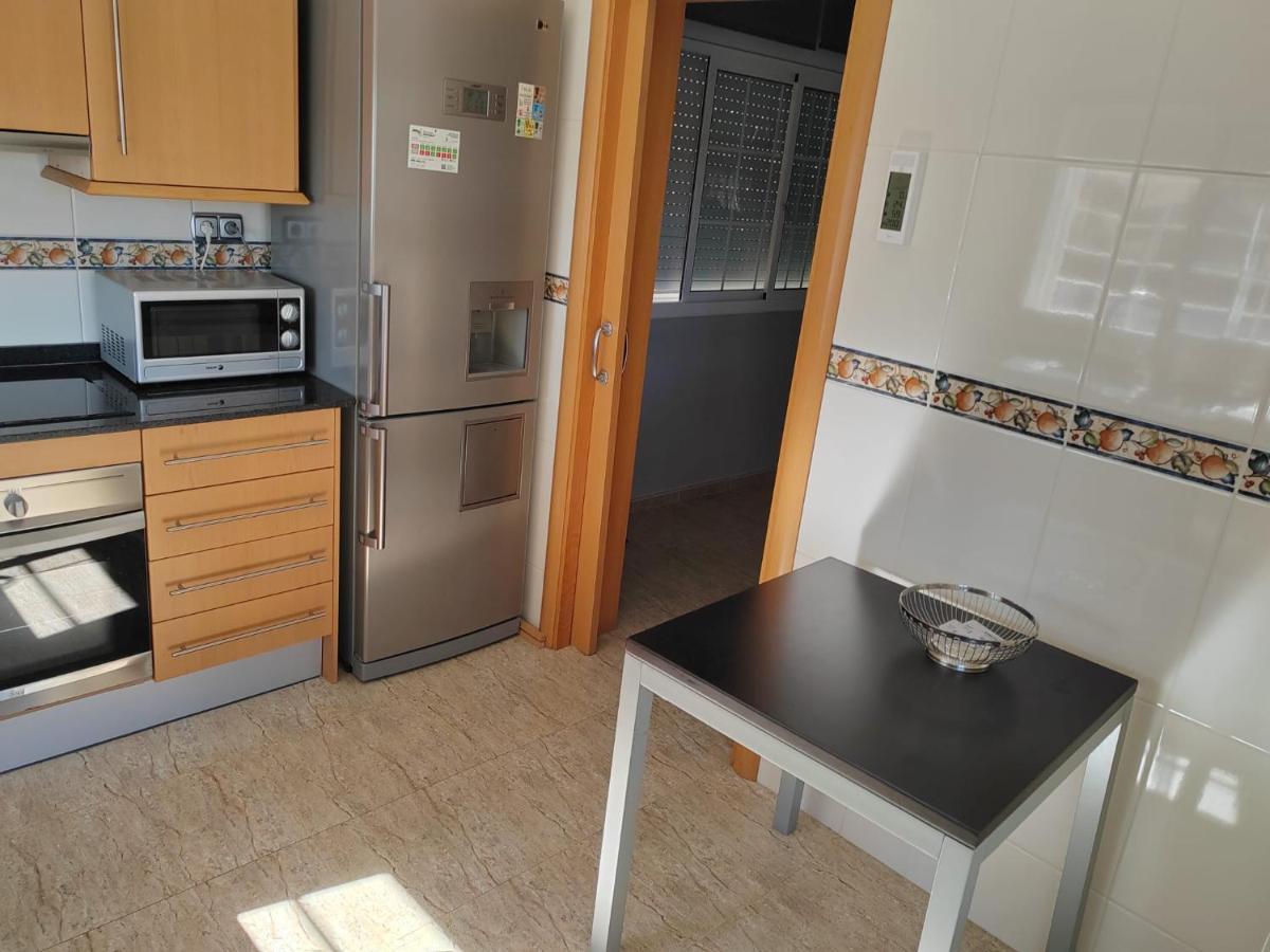 Villa Genis Калафел Екстериор снимка